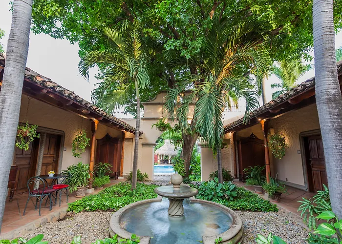Los Robles Charming Colonial Boutique Hotel